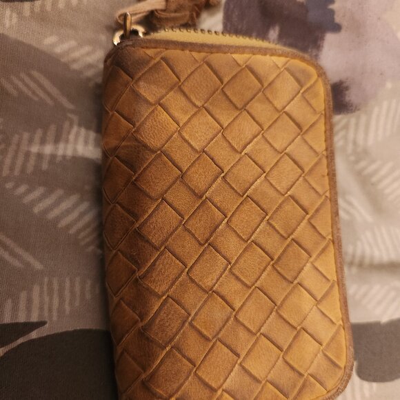 Bottega Veneta Accessories - Bottega Veneta Rehab Leather Intrecciato Card case/Small Wallet - Yellow